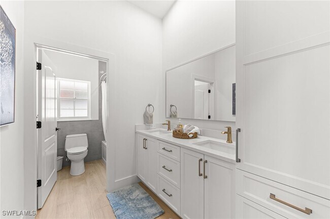 Building Photo - 575 101st Ave N