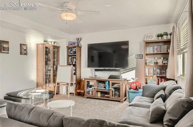 Building Photo - 9307 Summer Meadows Dr