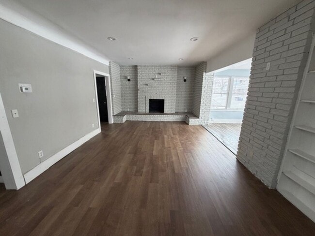 Building Photo - Charming 4-bed, 2-bath brick colonial home Contact KPM Detroit 313-429-3244