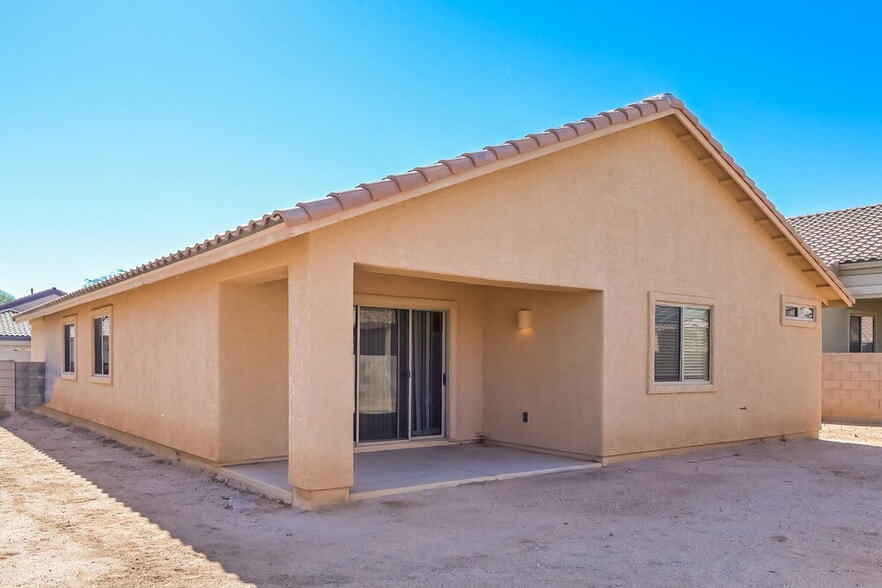 Building Photo - 7016 W Dupont Way