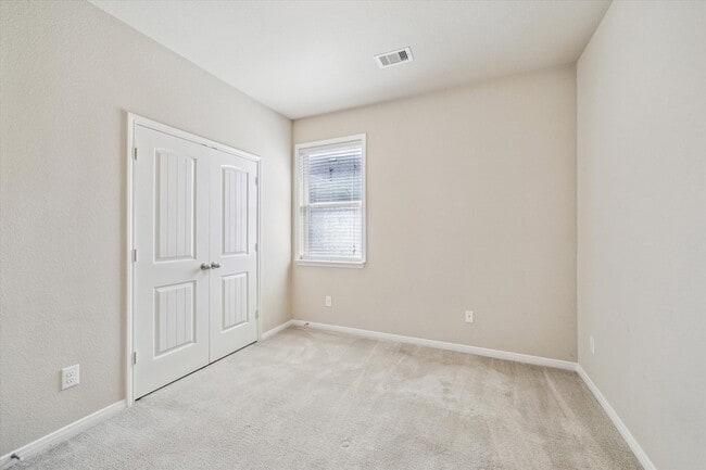 Building Photo - 22582 Valley Canyon