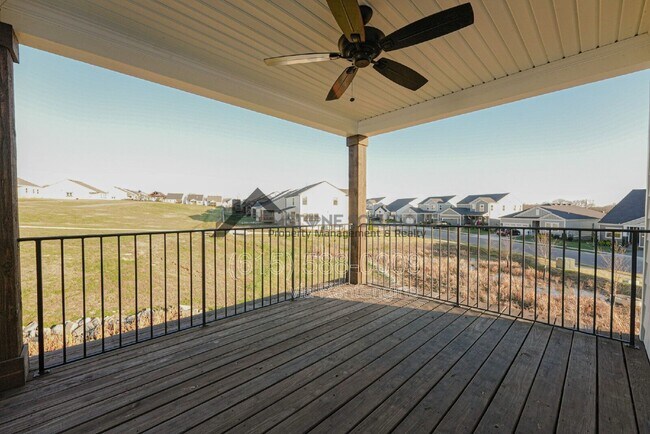 Building Photo - 872 Ashton Pk Wy