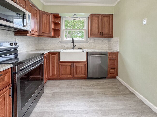 Building Photo - 3901 Quartz Ln