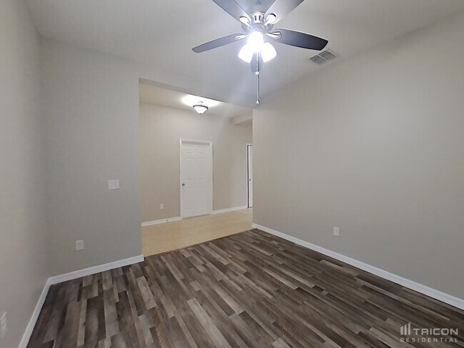 Building Photo - 5419 Dove Cottage Ln