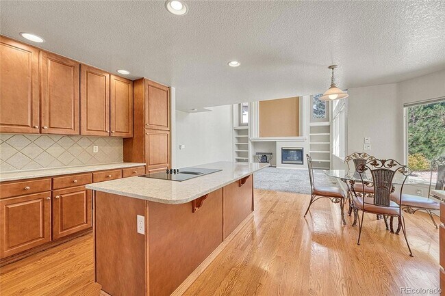 Building Photo - 17672 E Weaver Pl