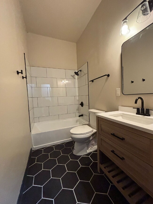 Building Photo - For Rent: Renovated 2-Story Townhouse in M...