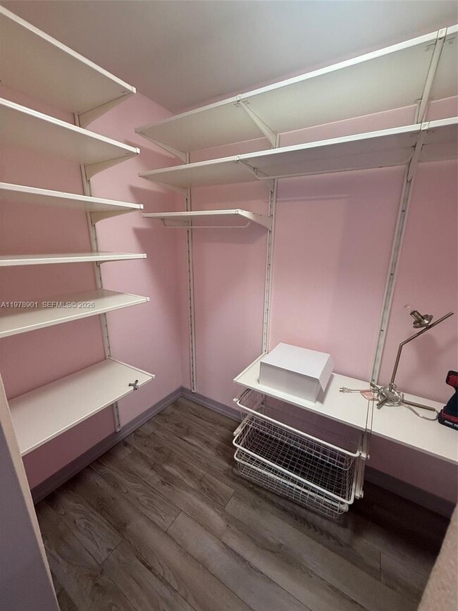 Building Photo - 18001 N Bay Rd