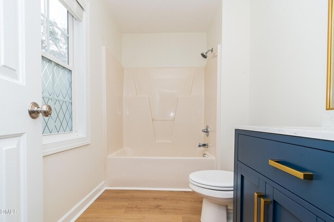 Building Photo - 729 Stadium Dr