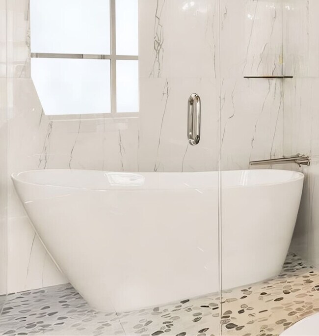 Building Photo - 21 E 15th St