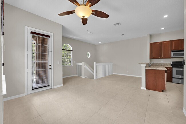 Building Photo - 4851 Bonsai Cir