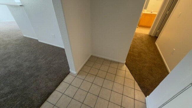 Building Photo - 7115 S Durango Dr