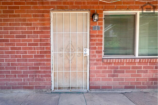 Building Photo - 1640 E Brill St