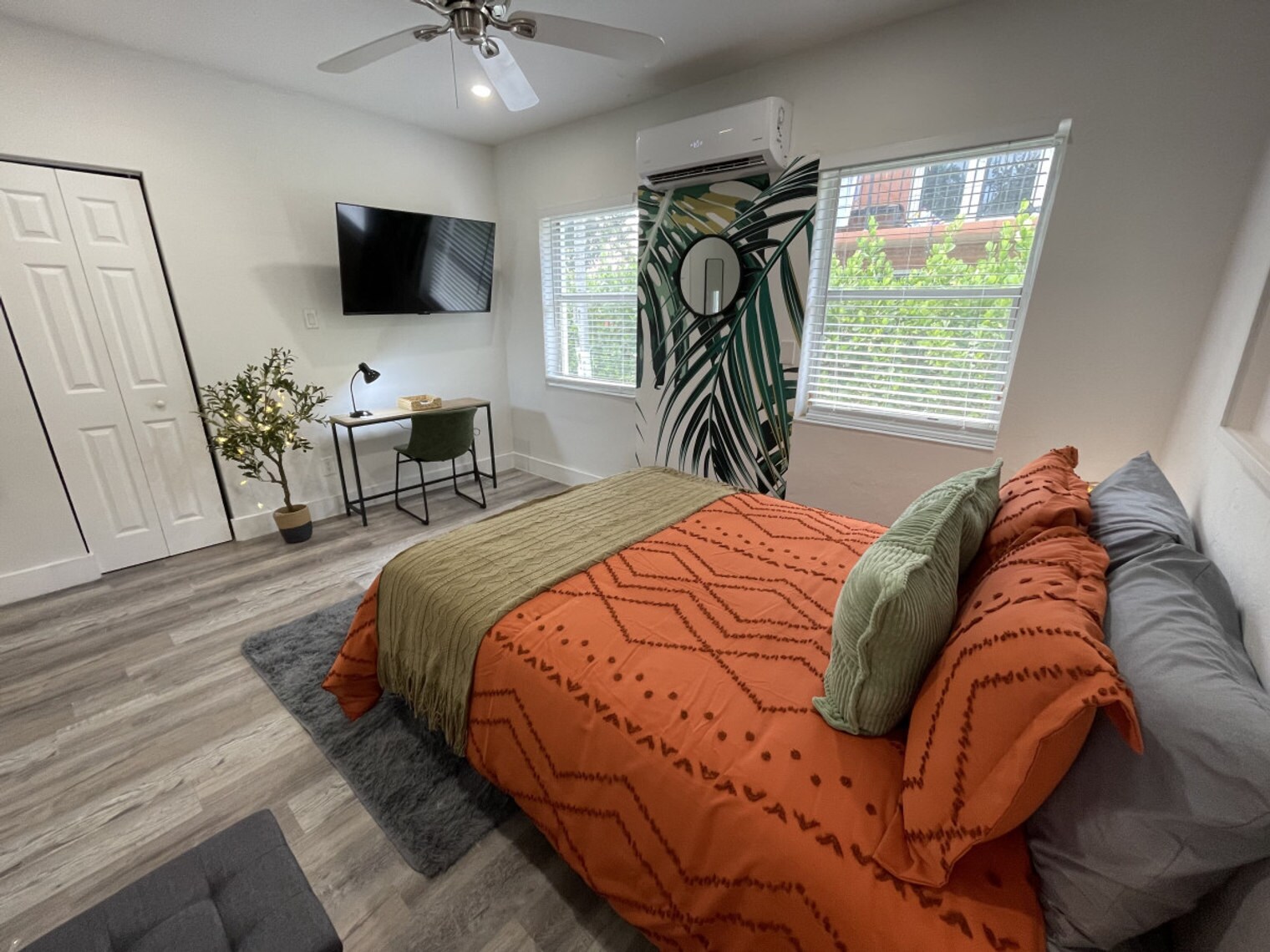 Building Photo - 522 NW 11th Ave