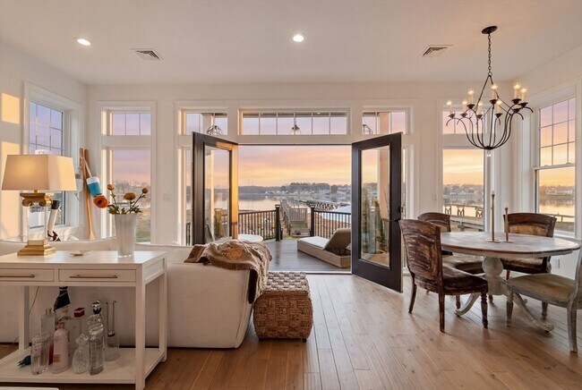 Building Photo - 16 Fosters Point