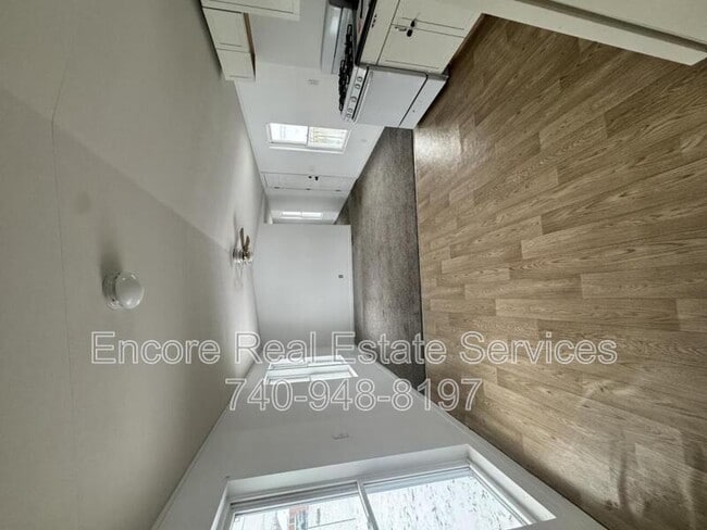 Building Photo - 114 N Washington St