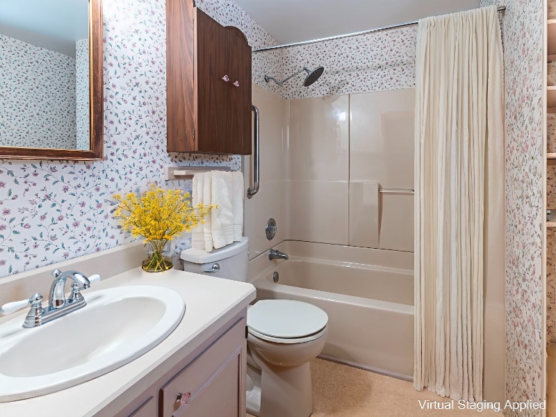 Building Photo - 43 Commons Dr