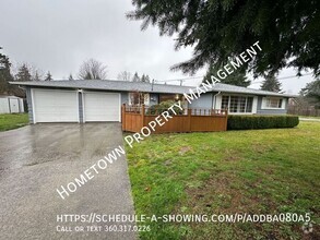 Building Photo - 3 Bedroom Rambler with New Flooring. AVAIL...