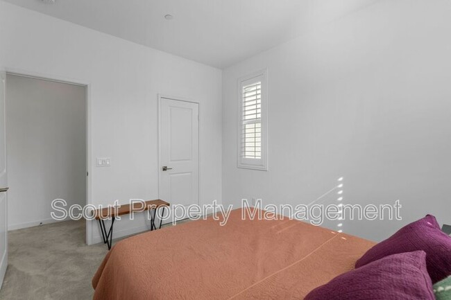 Building Photo - 31234 Calle Cirros