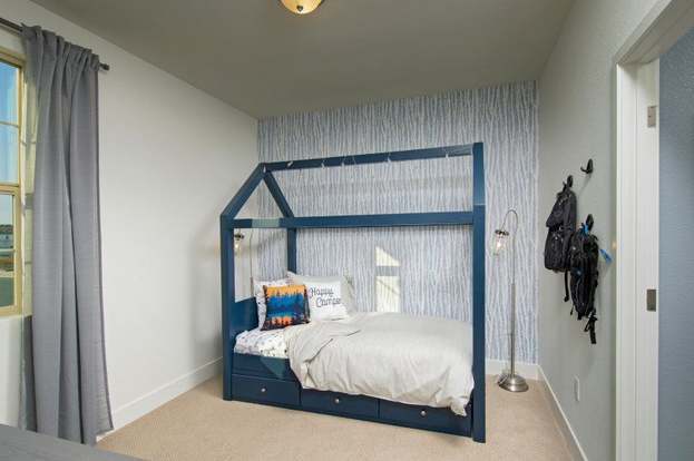 Building Photo - 10585 Tenor Way