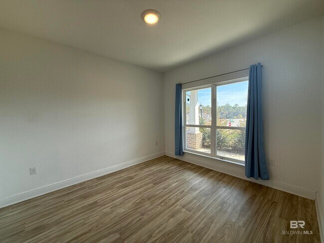 Building Photo - 13255 Cavalier St