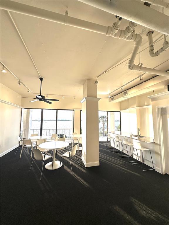 Building Photo - 500 N Osceola Ave