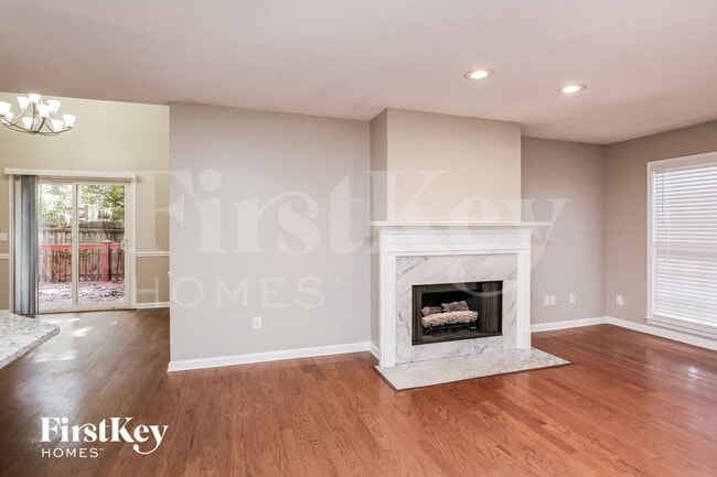 Building Photo - 4004 Southbrook Ct NW