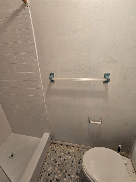 Building Photo - 15812 Sea Pines Dr