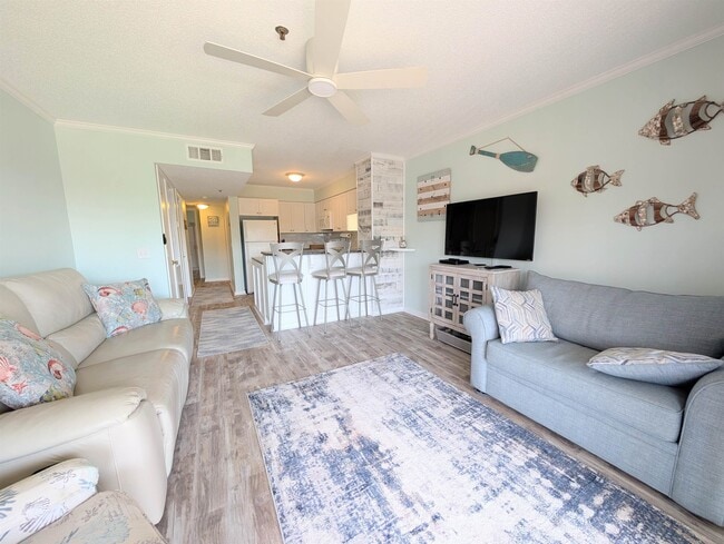 Building Photo - 4350 Intercoastal Dr