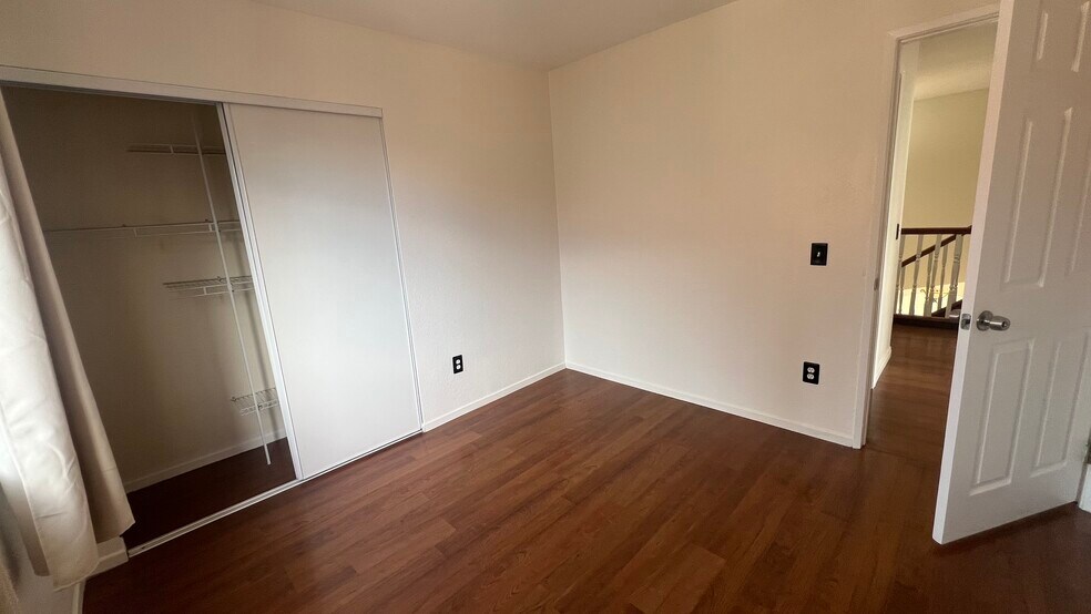 bedroom 3 - 38238 La Loma Ave