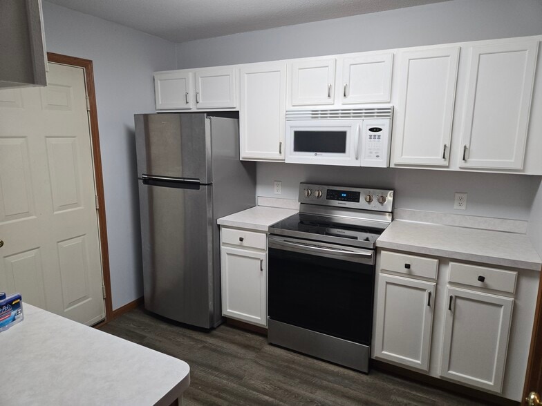 Building Photo - 393 Leeward Trl