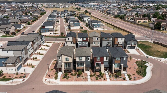 Building Photo - Wonderful Home