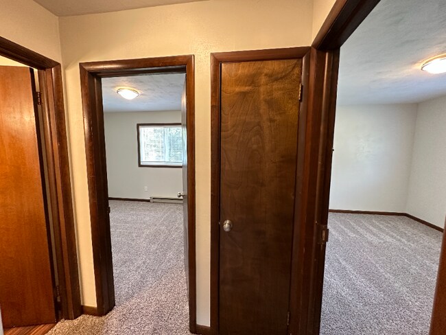 Building Photo - 6995 W 200 N