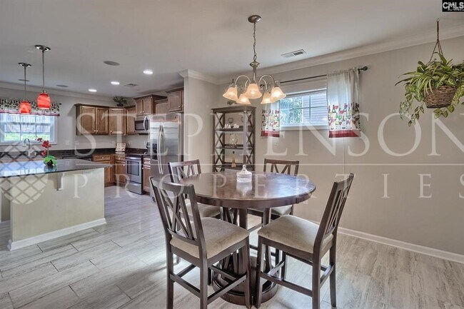 Building Photo - 433 Riglaw Cir