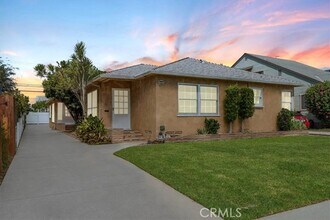 Building Photo - 3633 Lime Ave