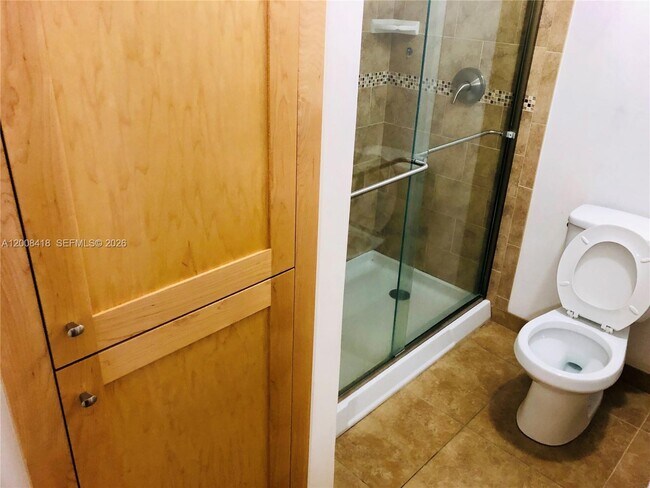 Building Photo - 10440 SW 156th Ct