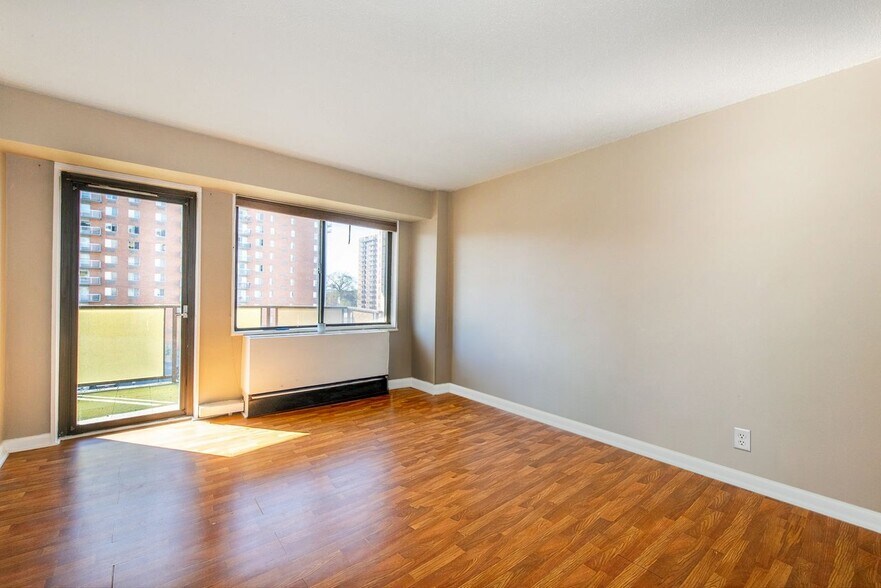 Building Photo - 150 Overlook Ave