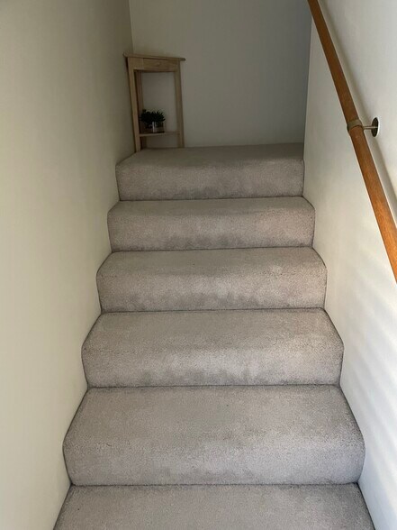 Building Photo - 45 Pebble Beach Dr