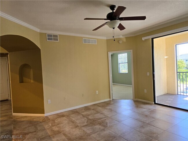Building Photo - 12940 Positano Cir