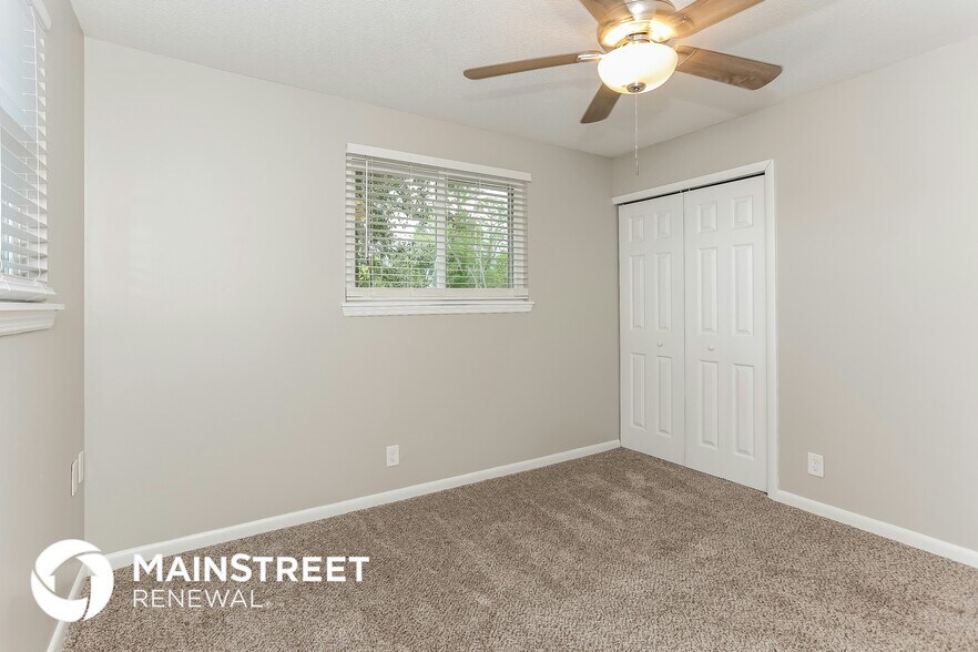 Building Photo - 1148 Palisades Dr