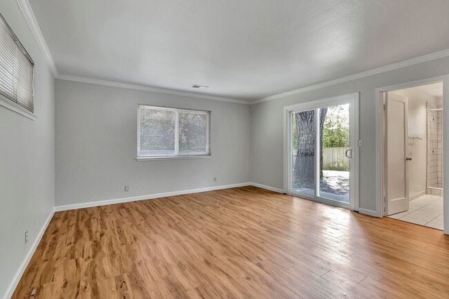 Building Photo - 520 Dawkins Dr