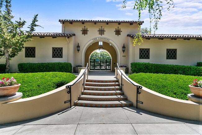 Building Photo - 37 Stepping Stone