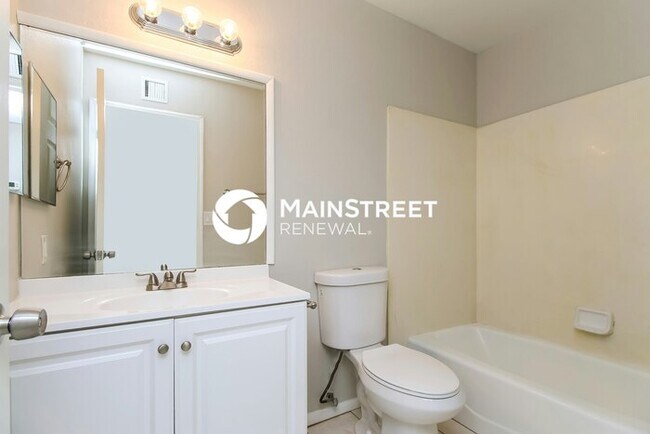 Building Photo - 4 Bedroom Pet-Friendly Home in Apache Junction, AZ with Main Street Renewal
