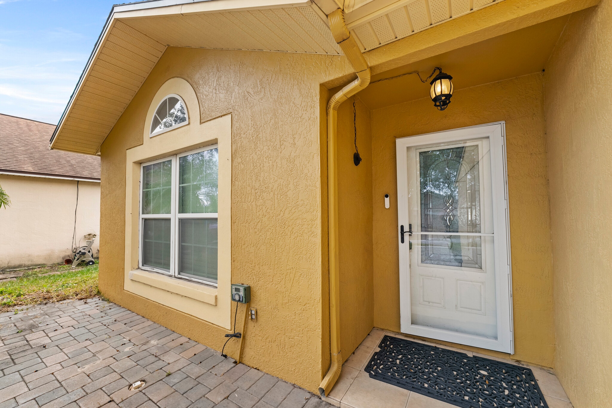 Building Photo - 11944 Cheltinham Dr