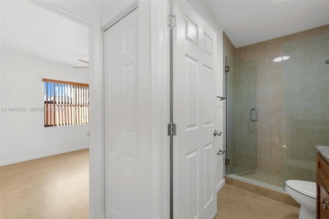 Building Photo - 449 SW 88th Pl