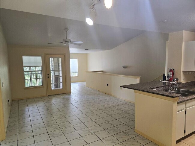 Building Photo - 7428 Vista Way