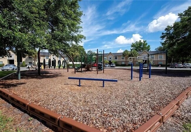 Building Photo - 9909 Sweepstakes Ln