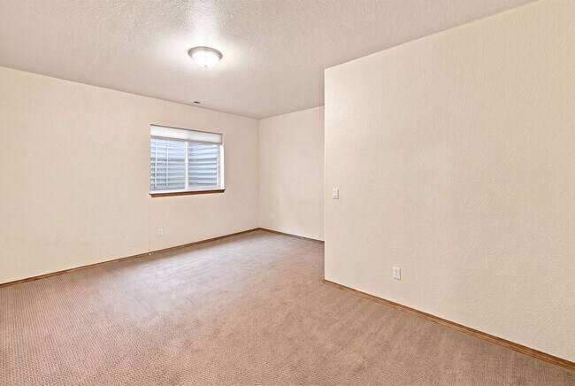 Building Photo - 8803 Wolf Lake Drive