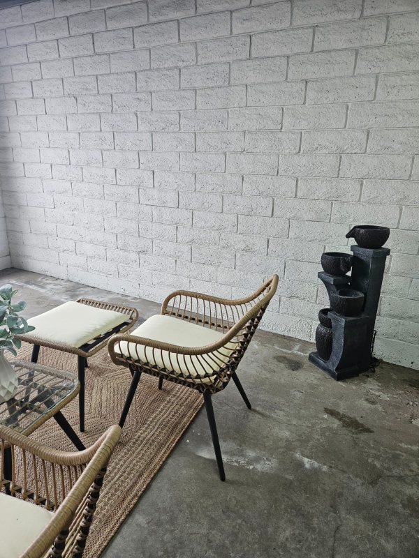 Building Photo - 1053 N Eastman Ave