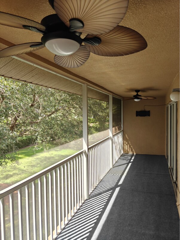 Building Photo - 5446 Admiral Way