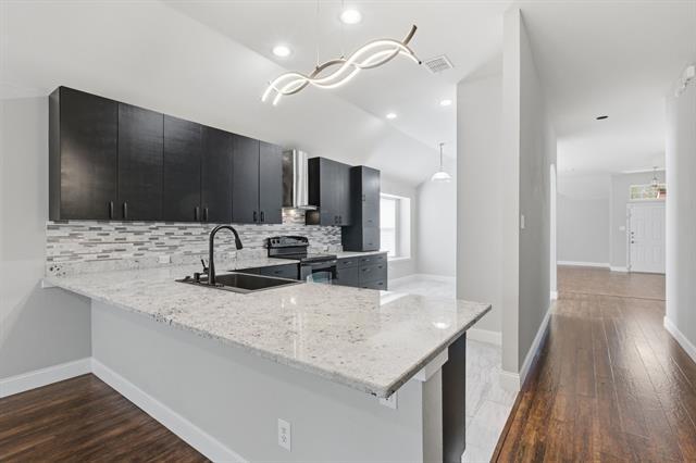 Building Photo - 4018 Hillhaven Dr